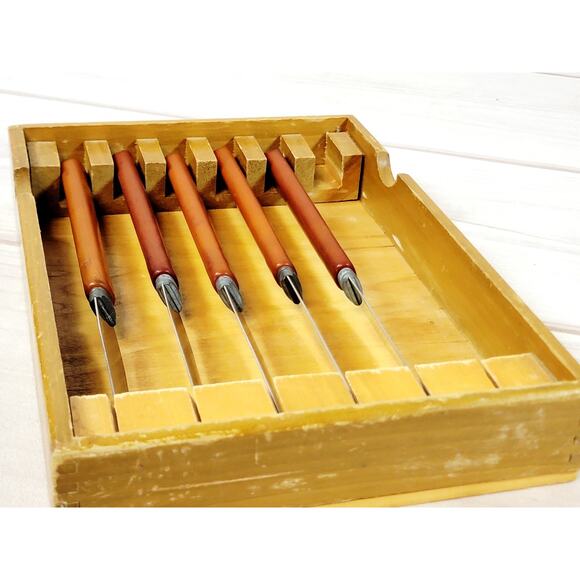 Vintage Washington Forge Dinner Knives With Wood Holder Set Of 5 - Picture 13 of 14